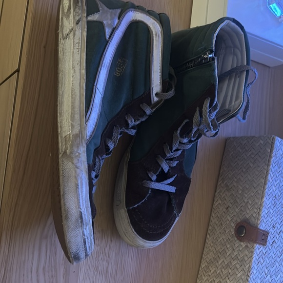 Mens golden goose high tops
Measure 11 3/4" at bottom - Picture 2 of 5